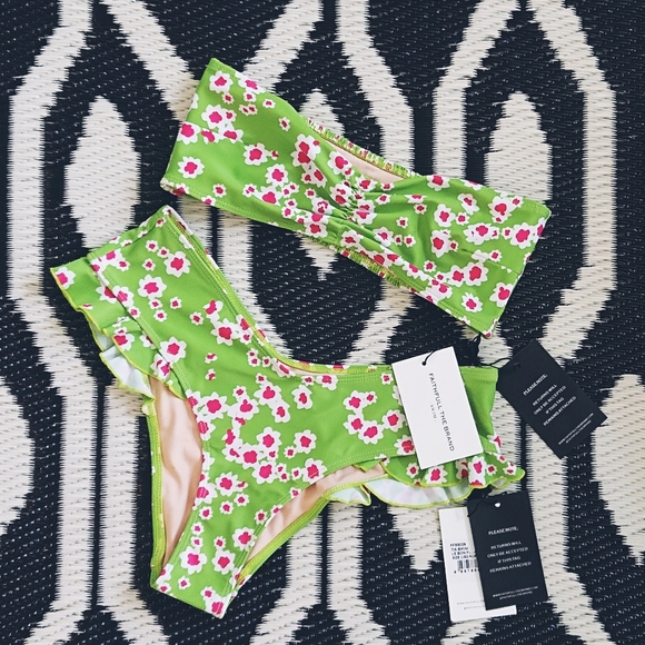 Faithfull the Brand Tia Bikini Set Bandeau Ruffle - Picture 10 of 12
